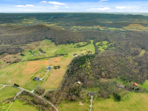 2063 Kennedy Creek Road Auburntown TN 37016