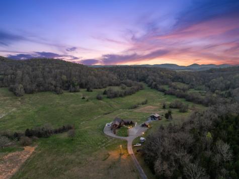 2063 Kennedy Creek Road Auburntown TN 37016