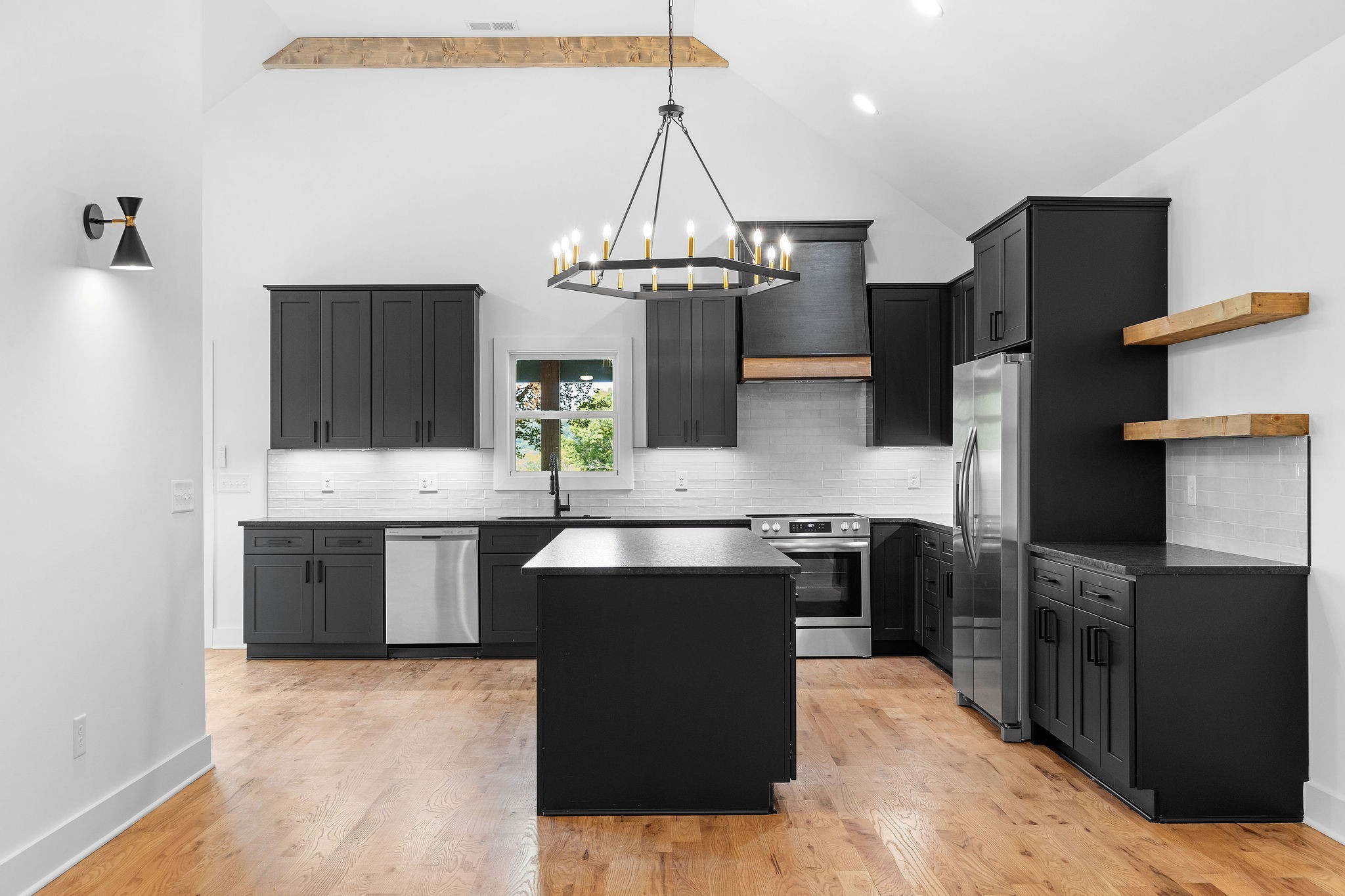 2405 Shoreside Drive Smithville TN 37166