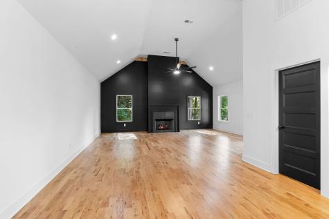 2405 Shoreside Drive Smithville TN 37166