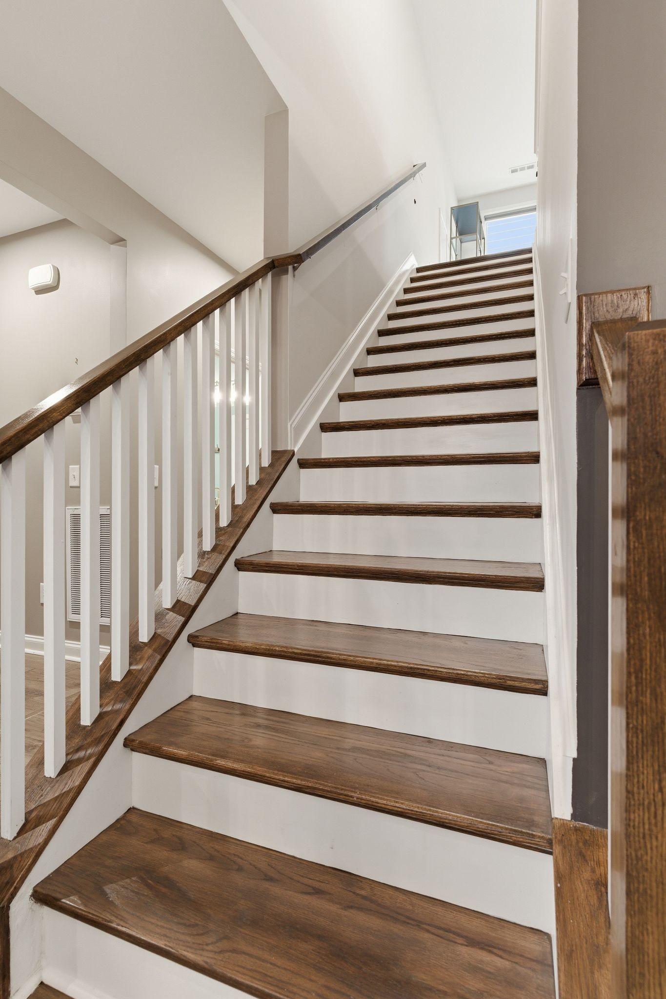 443 Meandering Way White House TN 37188