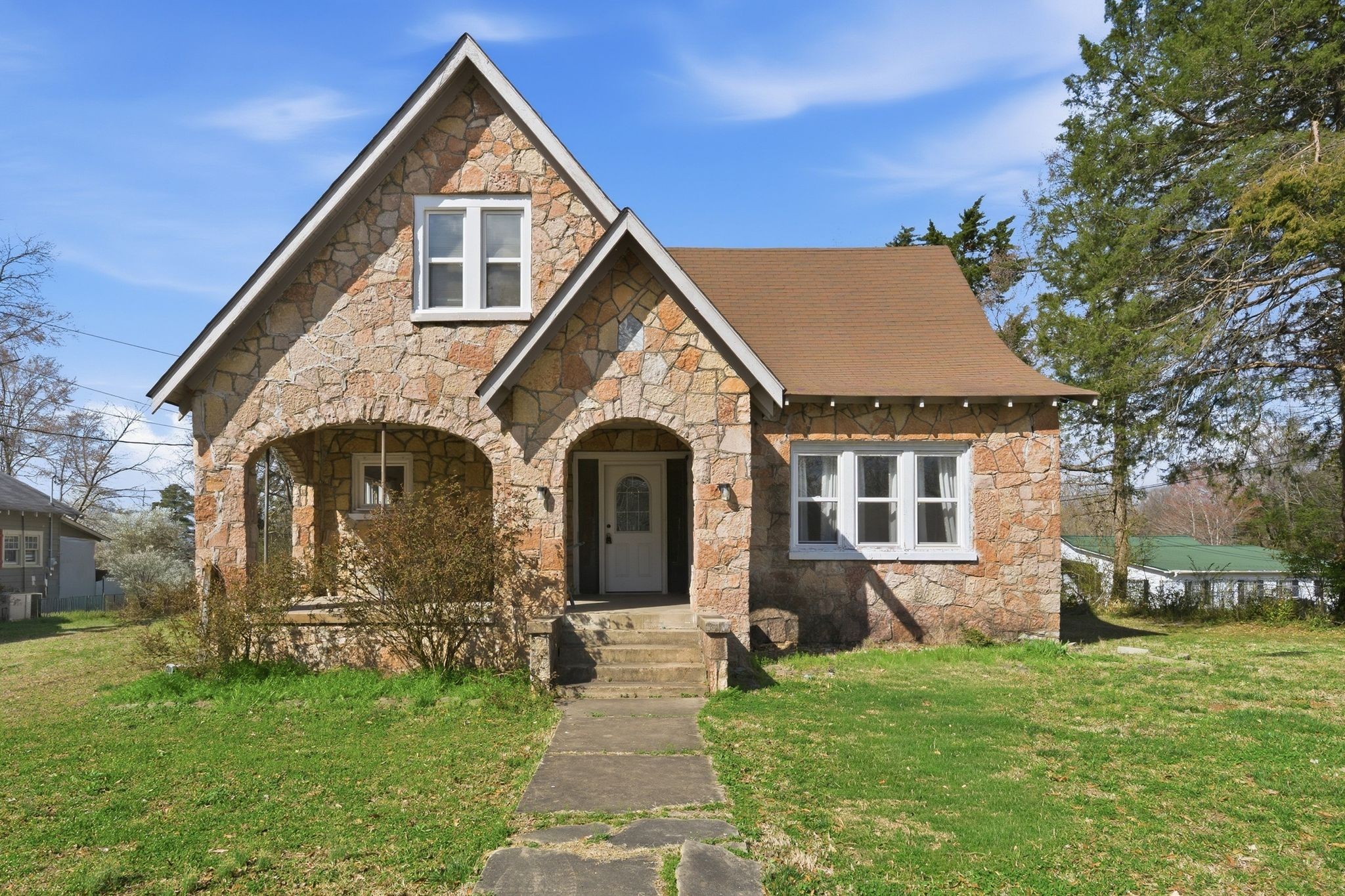 115 Florida Ave, N Parsons TN 38363