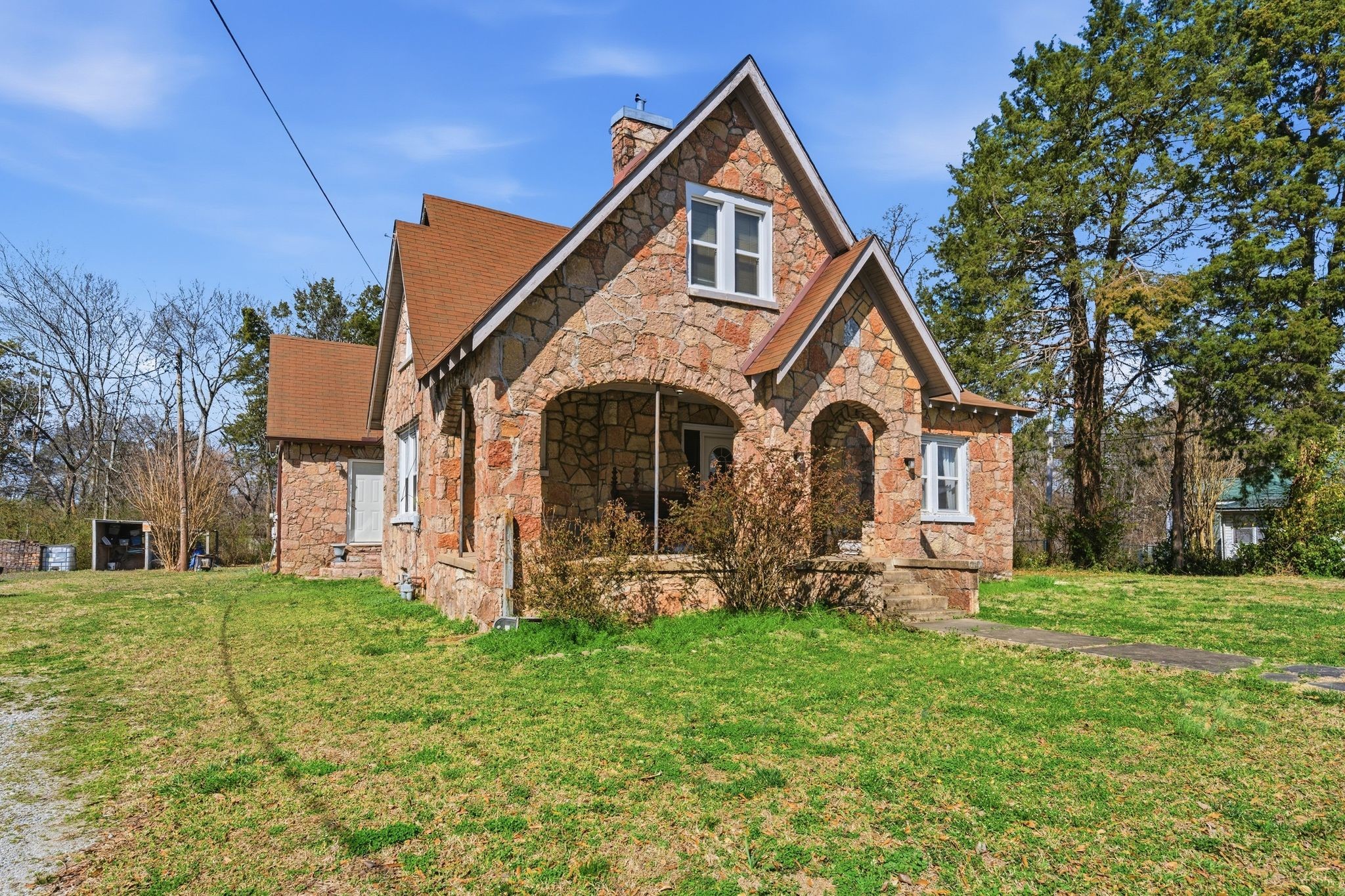115 Florida Ave, N Parsons TN 38363