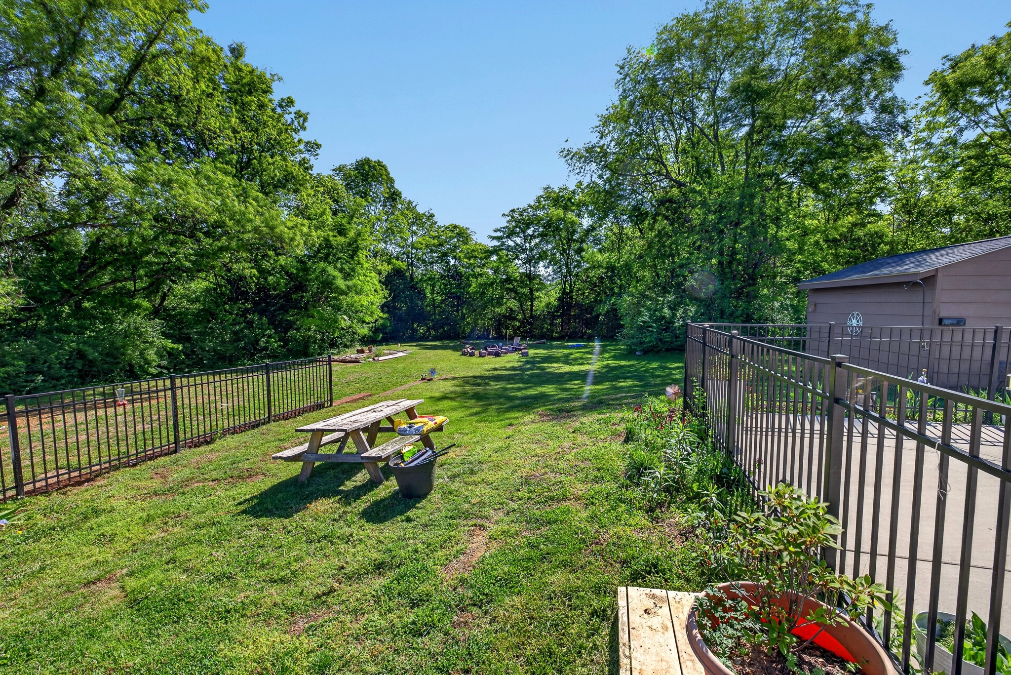 833 Leeville Road Lebanon TN 37090