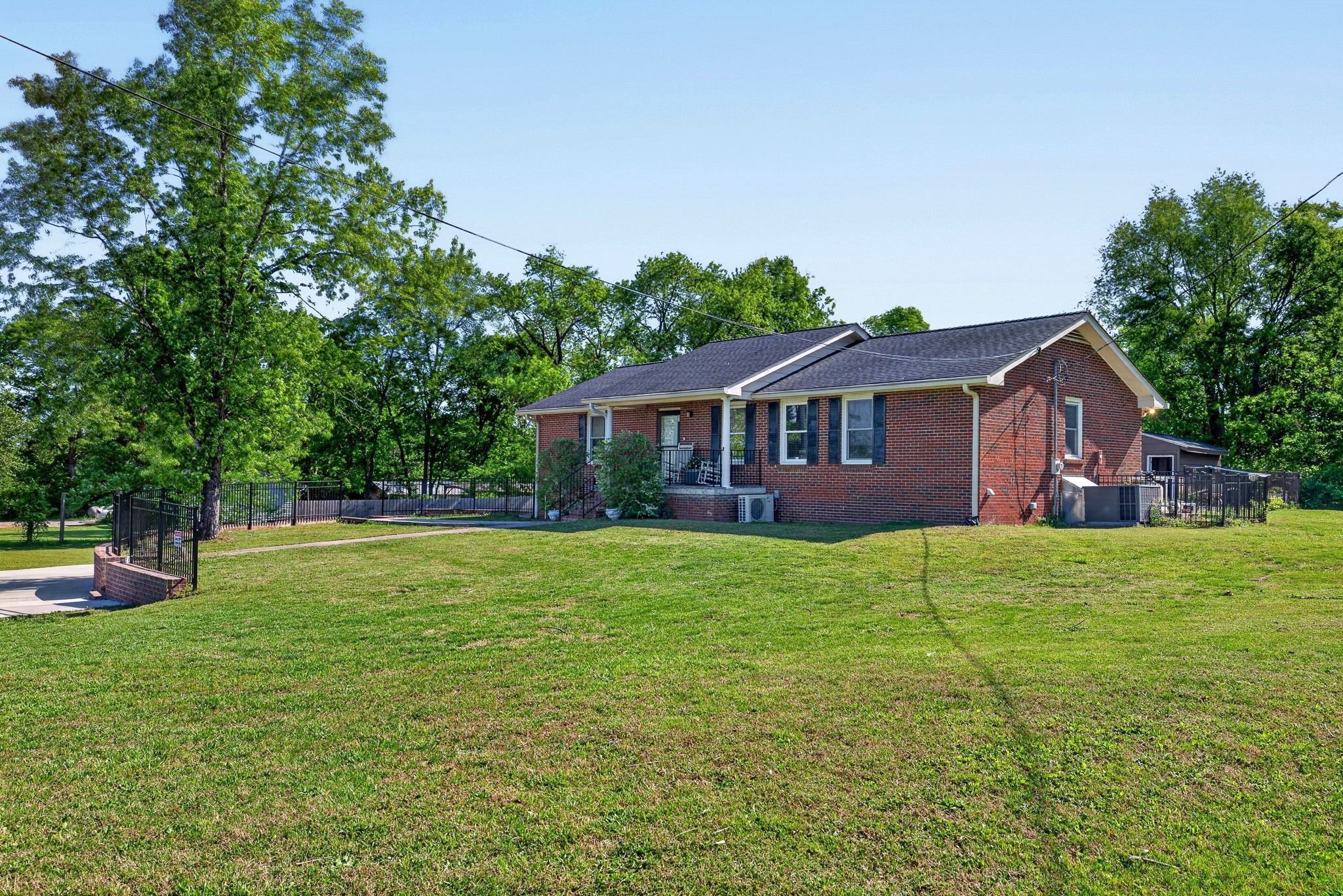 833 Leeville Road Lebanon TN 37090