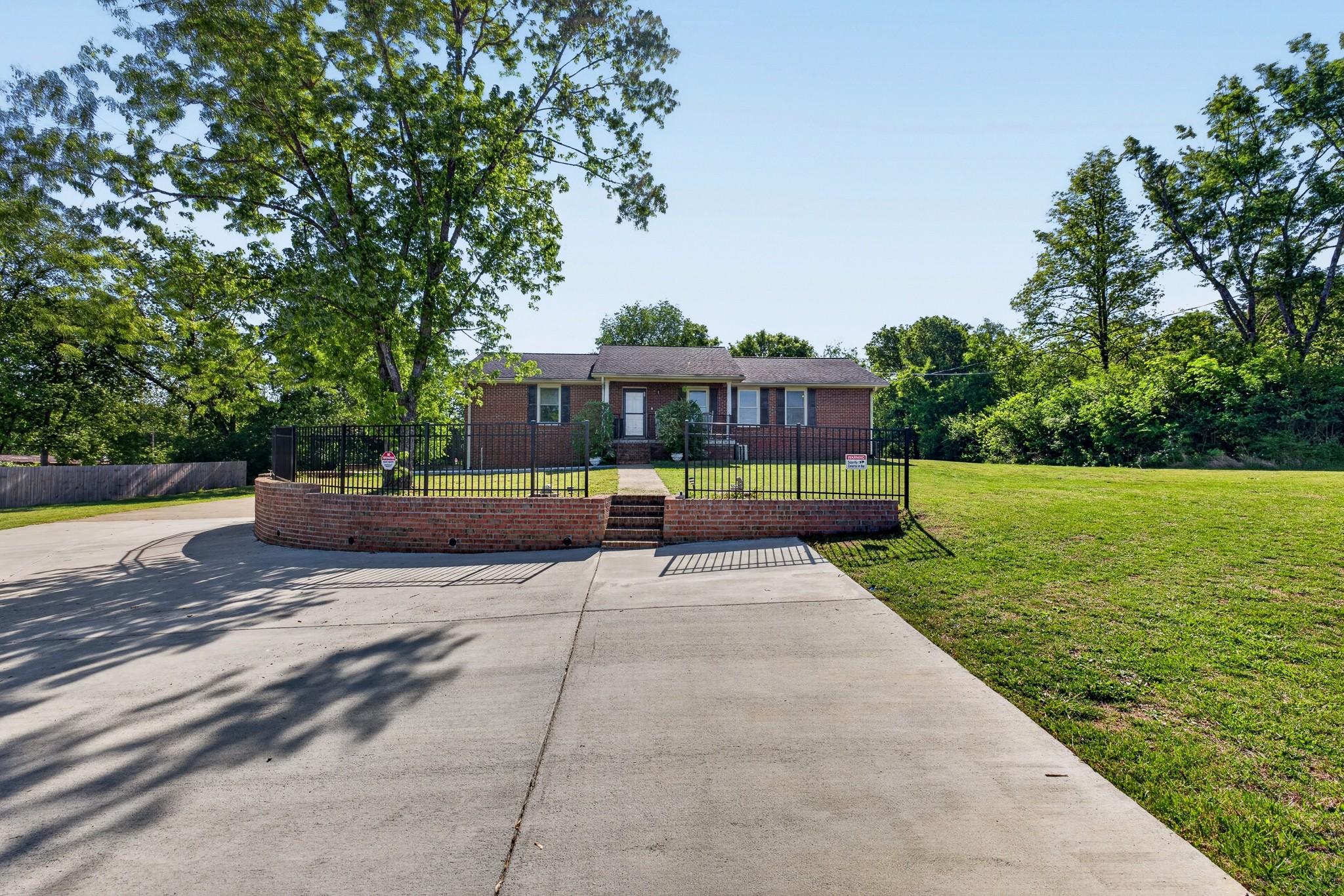 833 Leeville Road Lebanon TN 37090