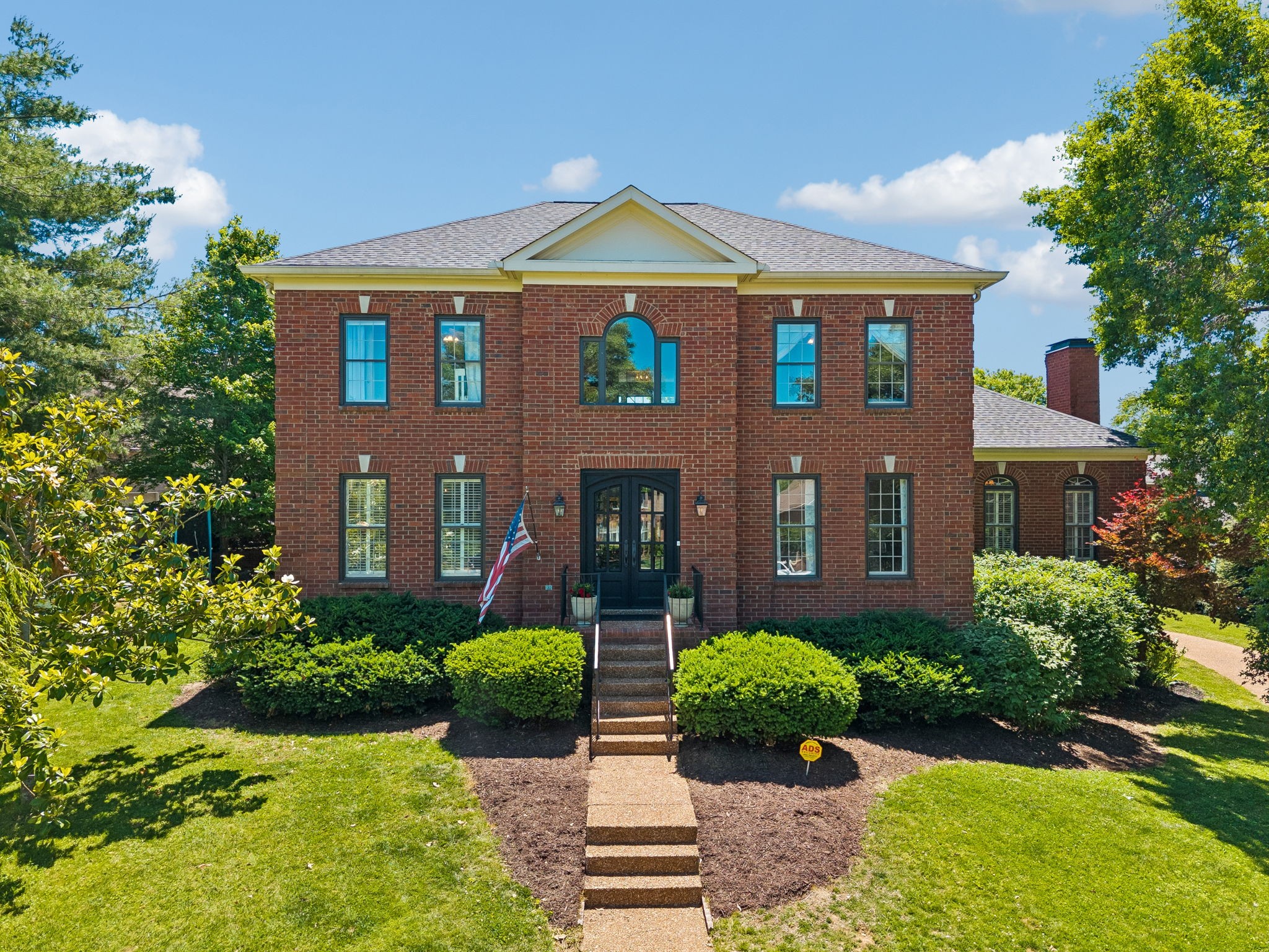 911 Riverbend Road Nashville TN 37221