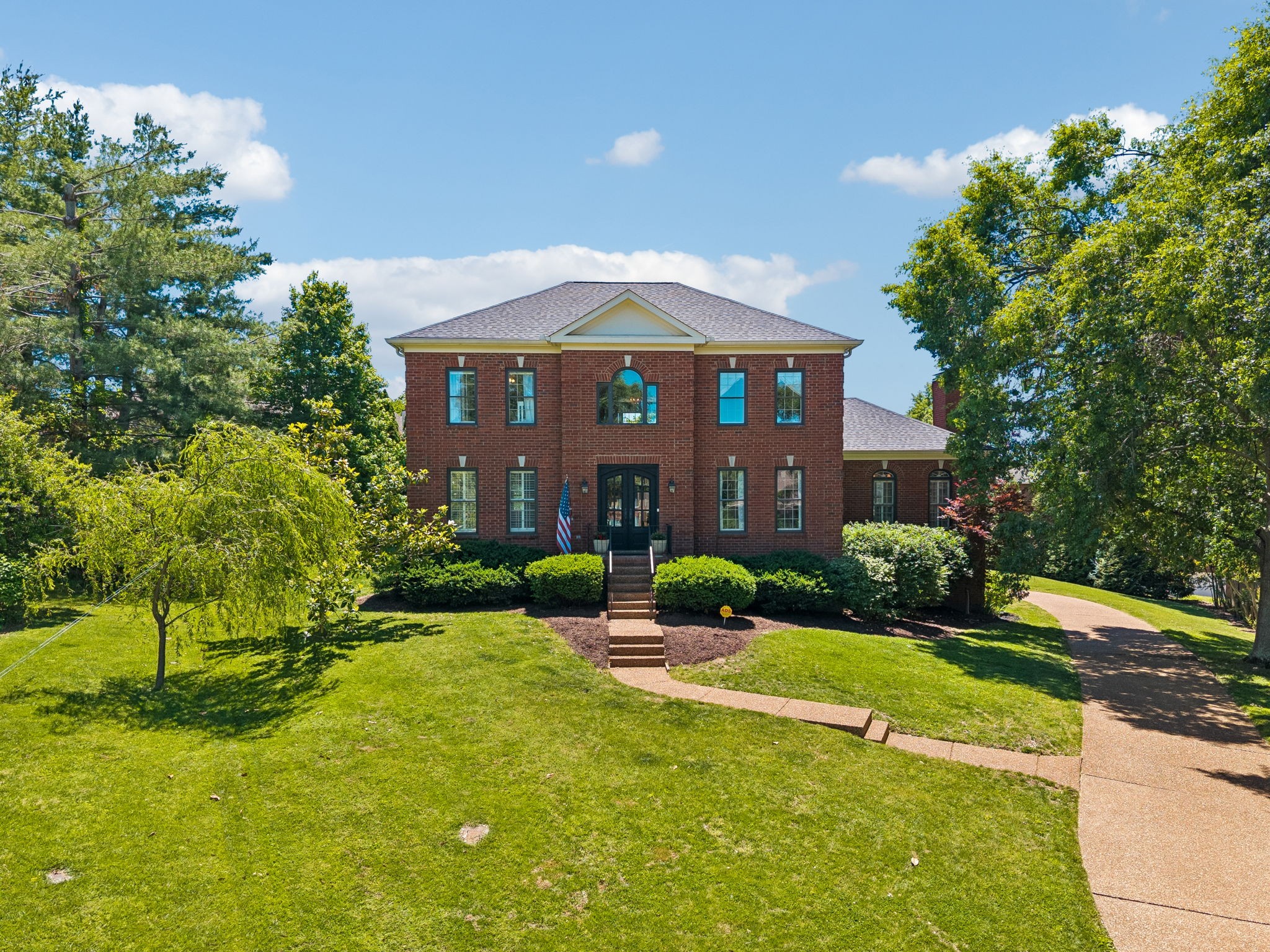 911 Riverbend Road Nashville TN 37221