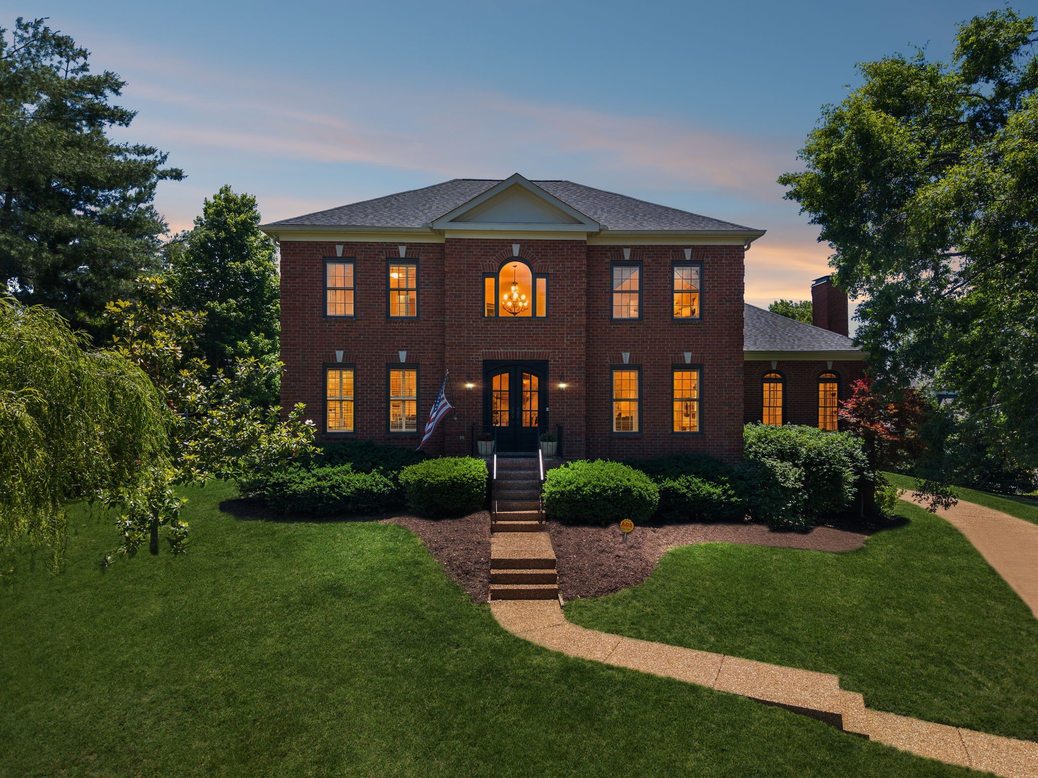 911 Riverbend Road Nashville TN 37221