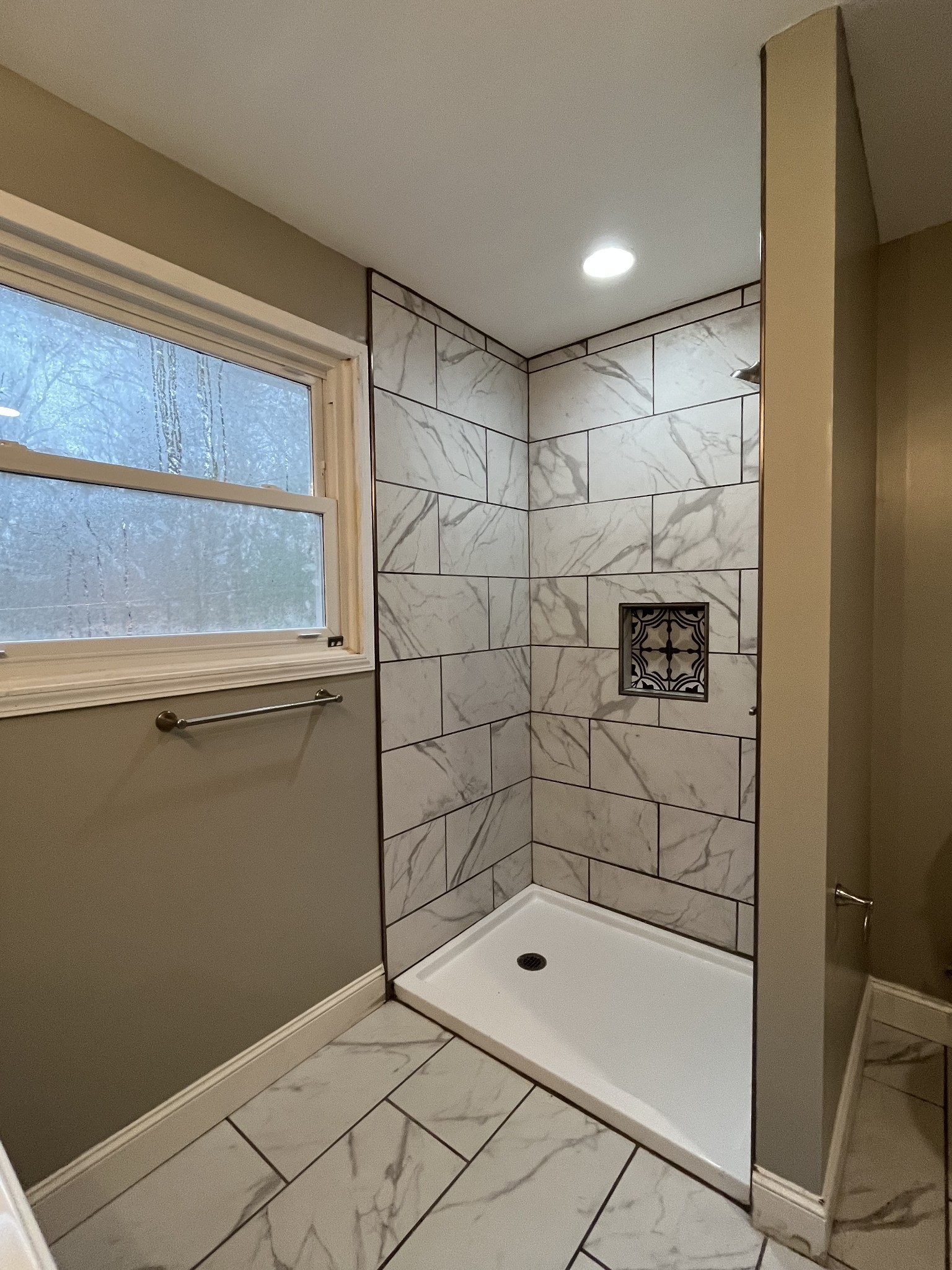 1690 Valley Road Clarksville TN 37043