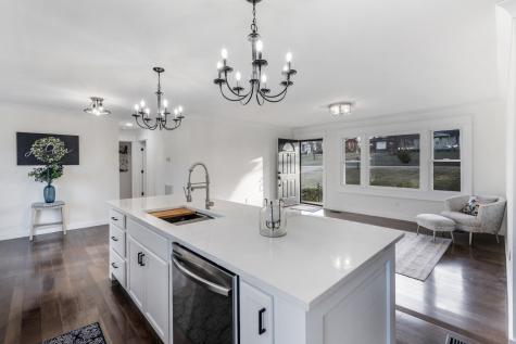 1612 Allison Avenue Columbia TN 38401