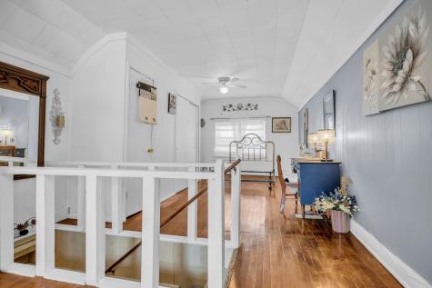 104 W Chestnut Street Dickson TN 37055