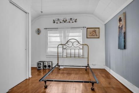 104 W Chestnut Street Dickson TN 37055