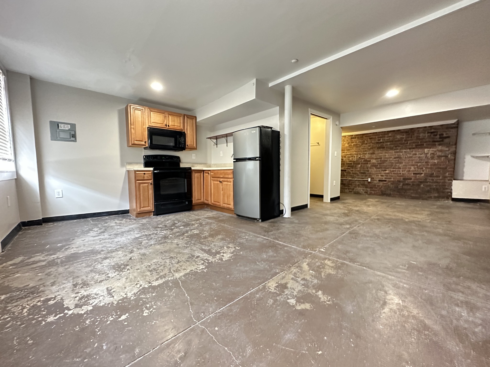 610 N 2nd Street Clarksville TN 37040