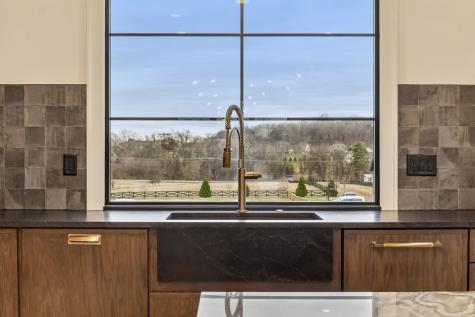 5156 Bond Mill Road Thompsons Station TN 37179