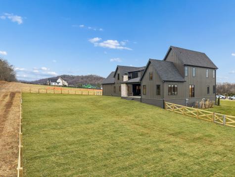 5156 Bond Mill Road Thompsons Station TN 37179