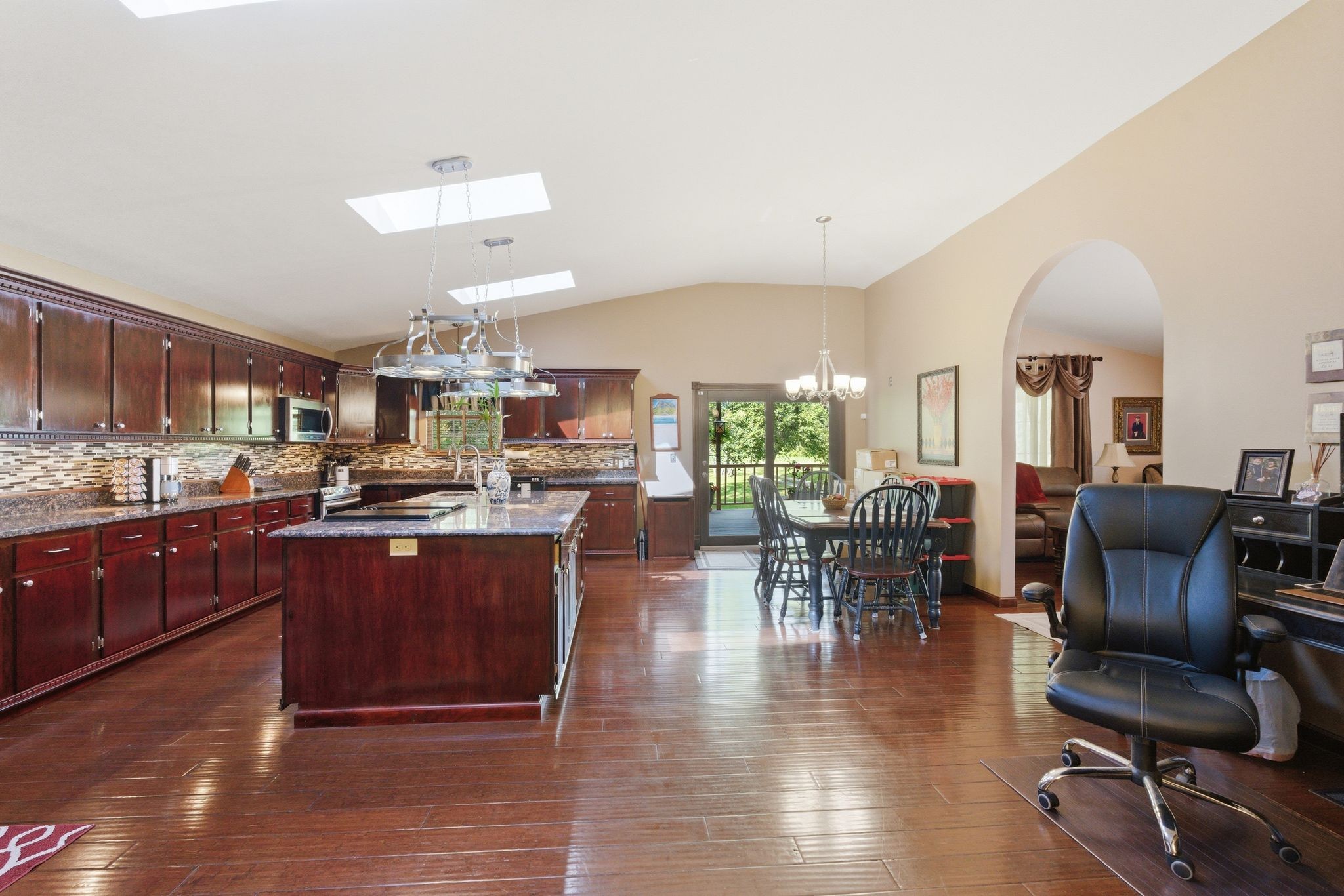 4449 Washington Road Greenbrier TN 37073