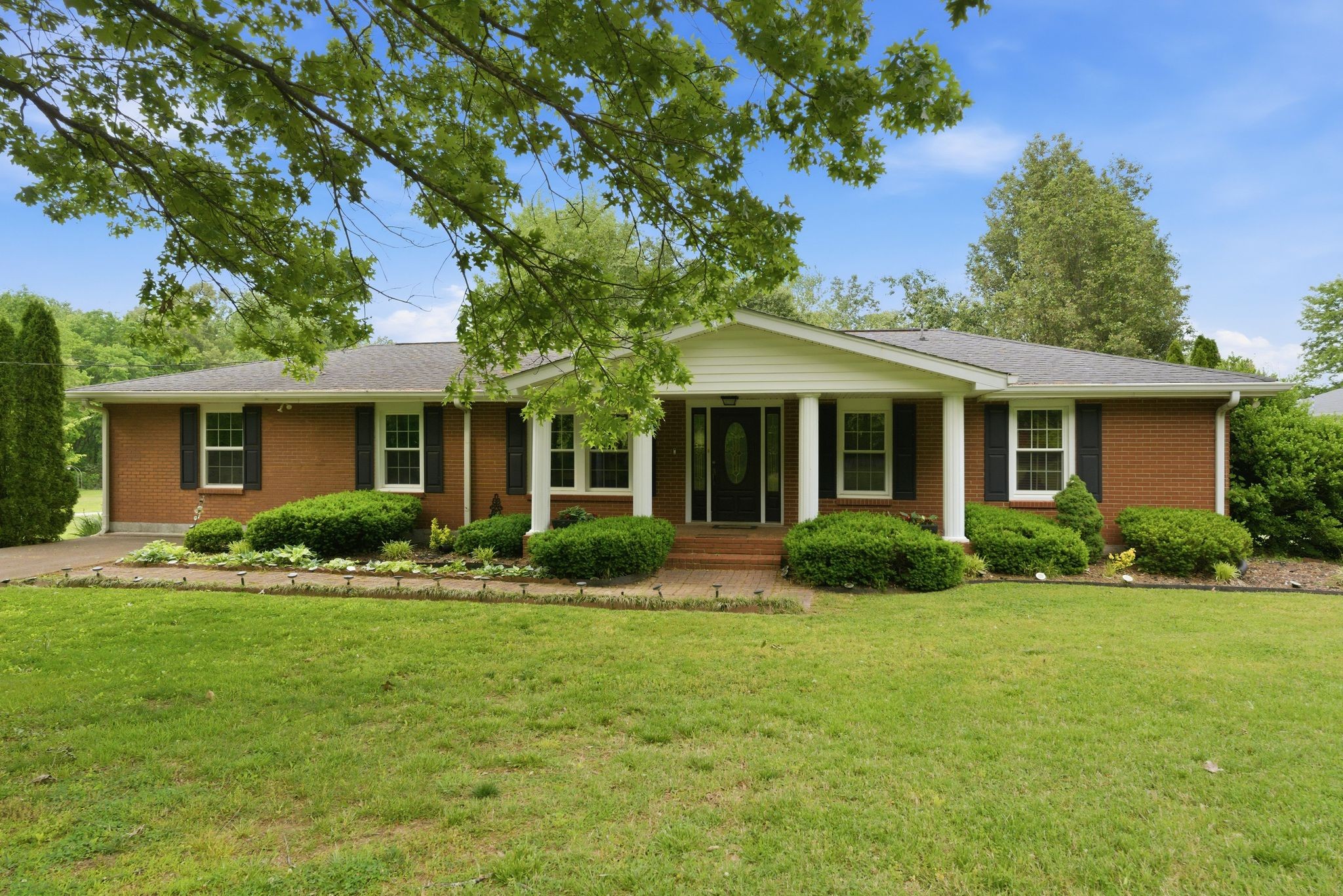 4449 Washington Road Greenbrier TN 37073