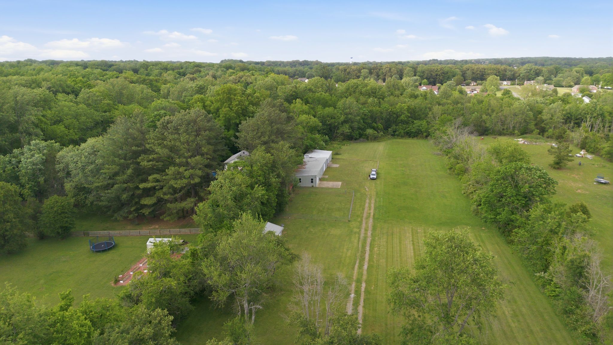 4449 Washington Road Greenbrier TN 37073