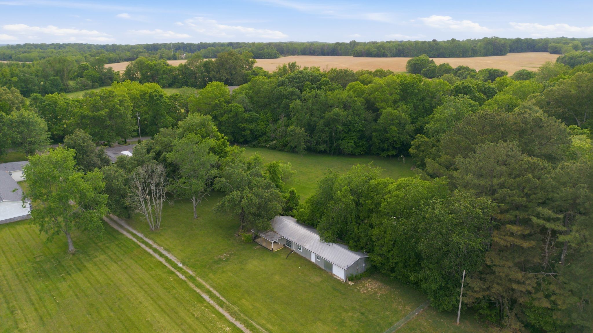 4449 Washington Road Greenbrier TN 37073