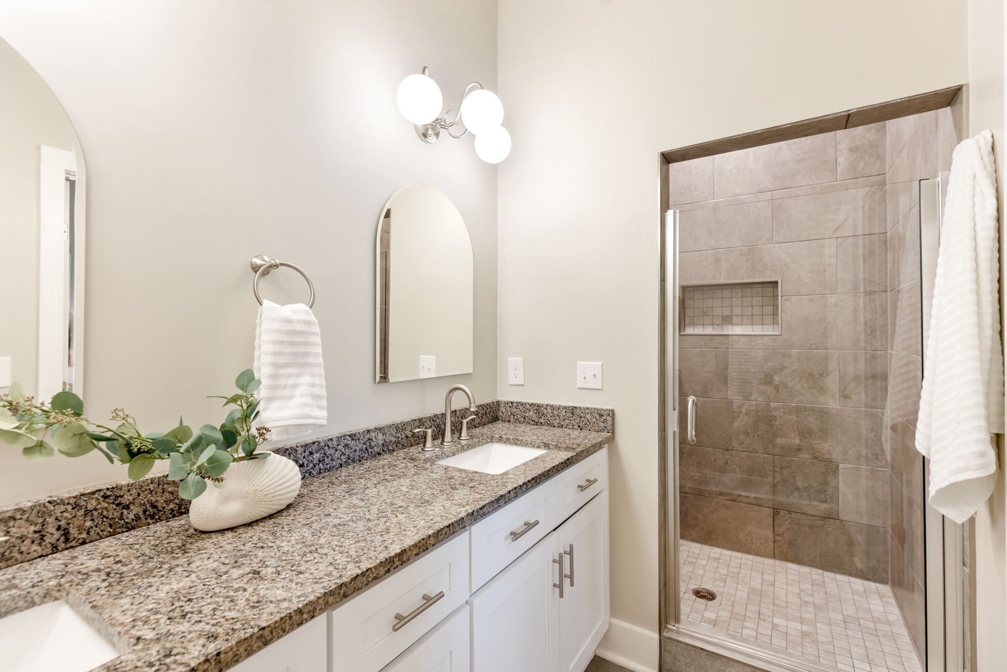 877 Carter Street Nashville TN 37206