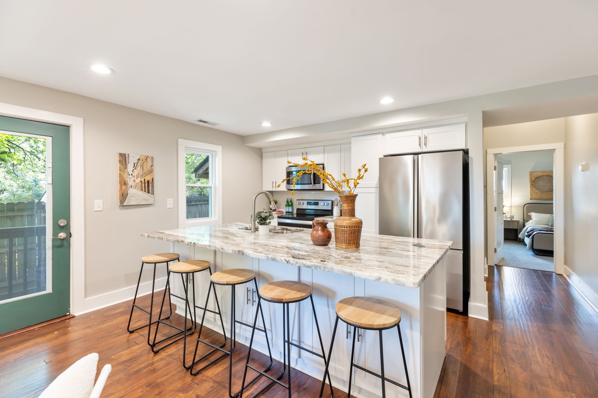 877 Carter Street Nashville TN 37206