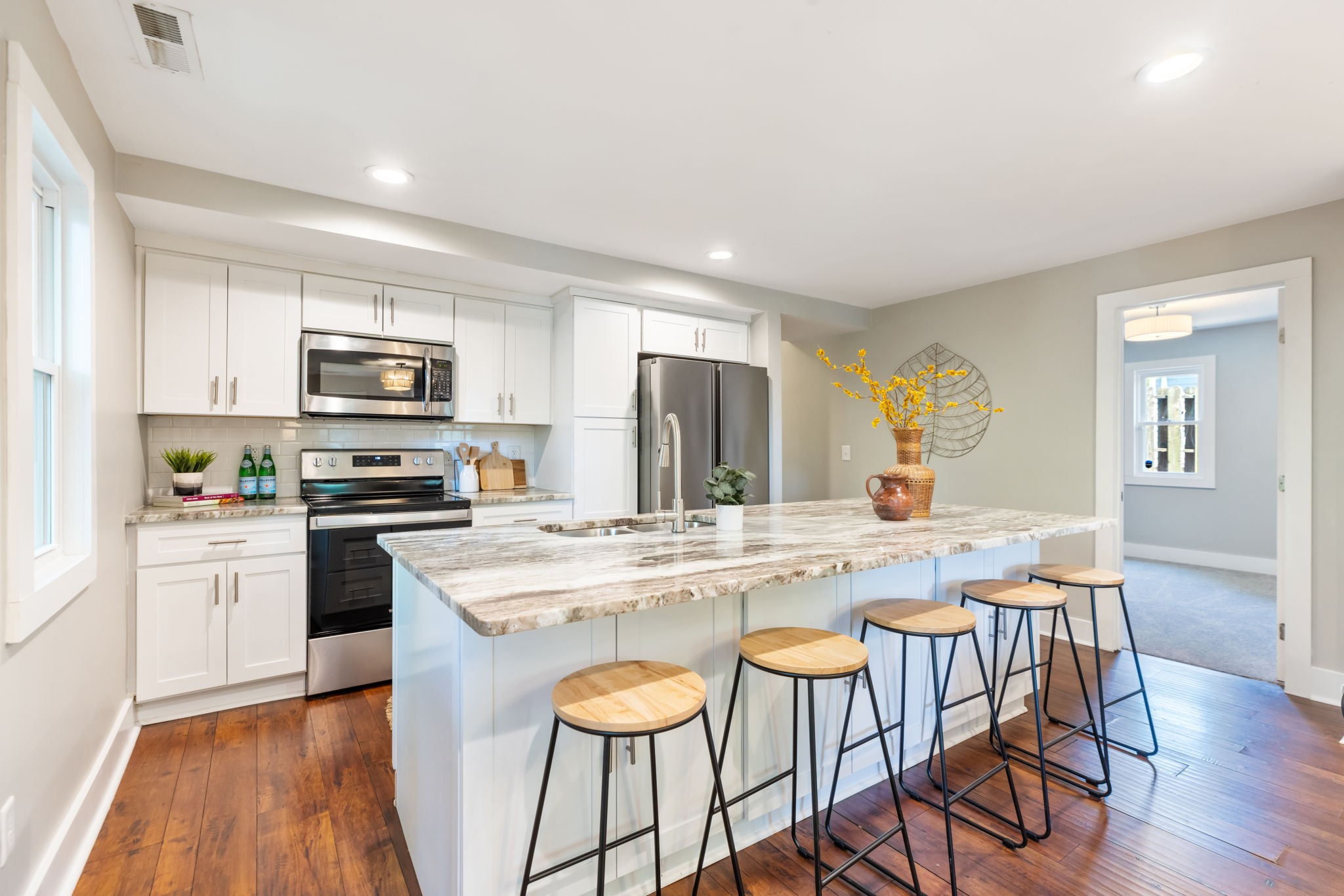 877 Carter Street Nashville TN 37206