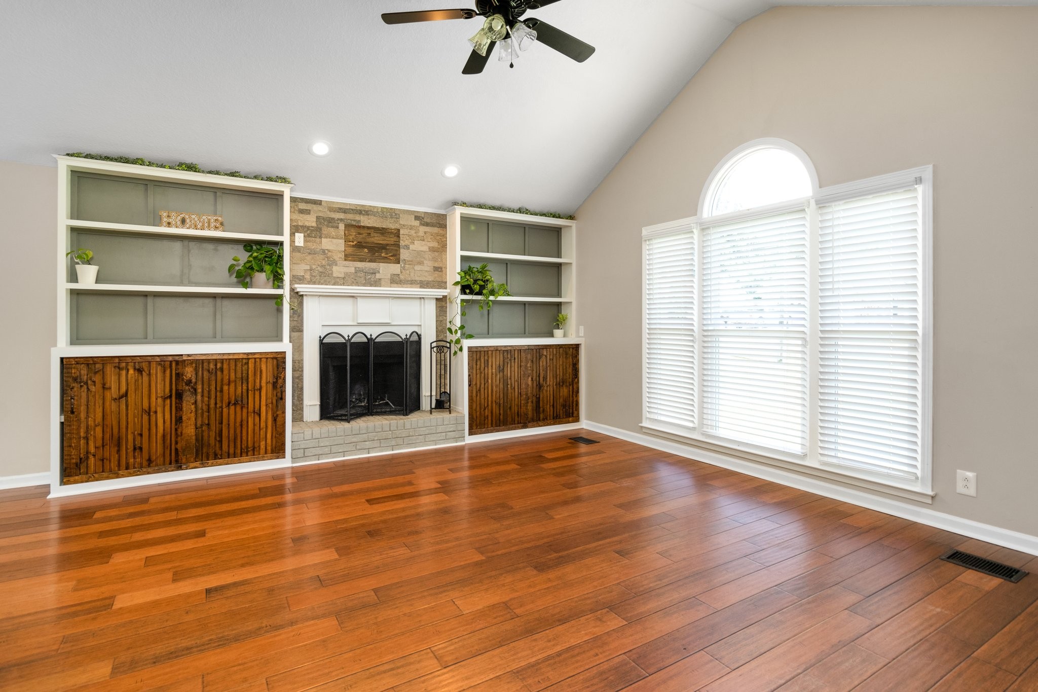 2458 Widgeon Drive Clarksville TN 37042