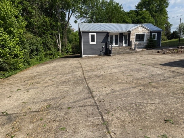 1210 Nashville Pike Gallatin TN 37066