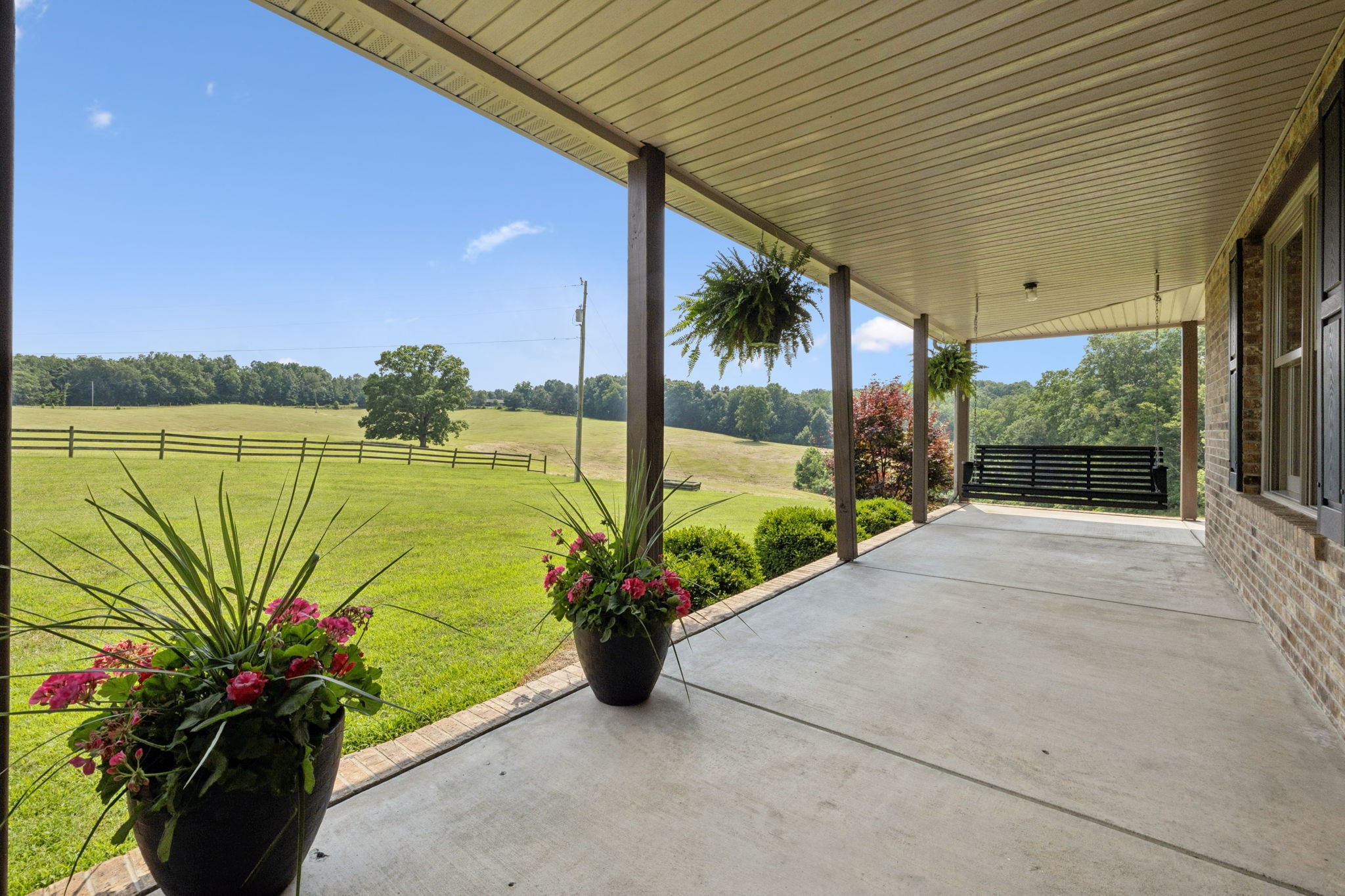 4255 Mcfall Road Cumberland City TN 37050