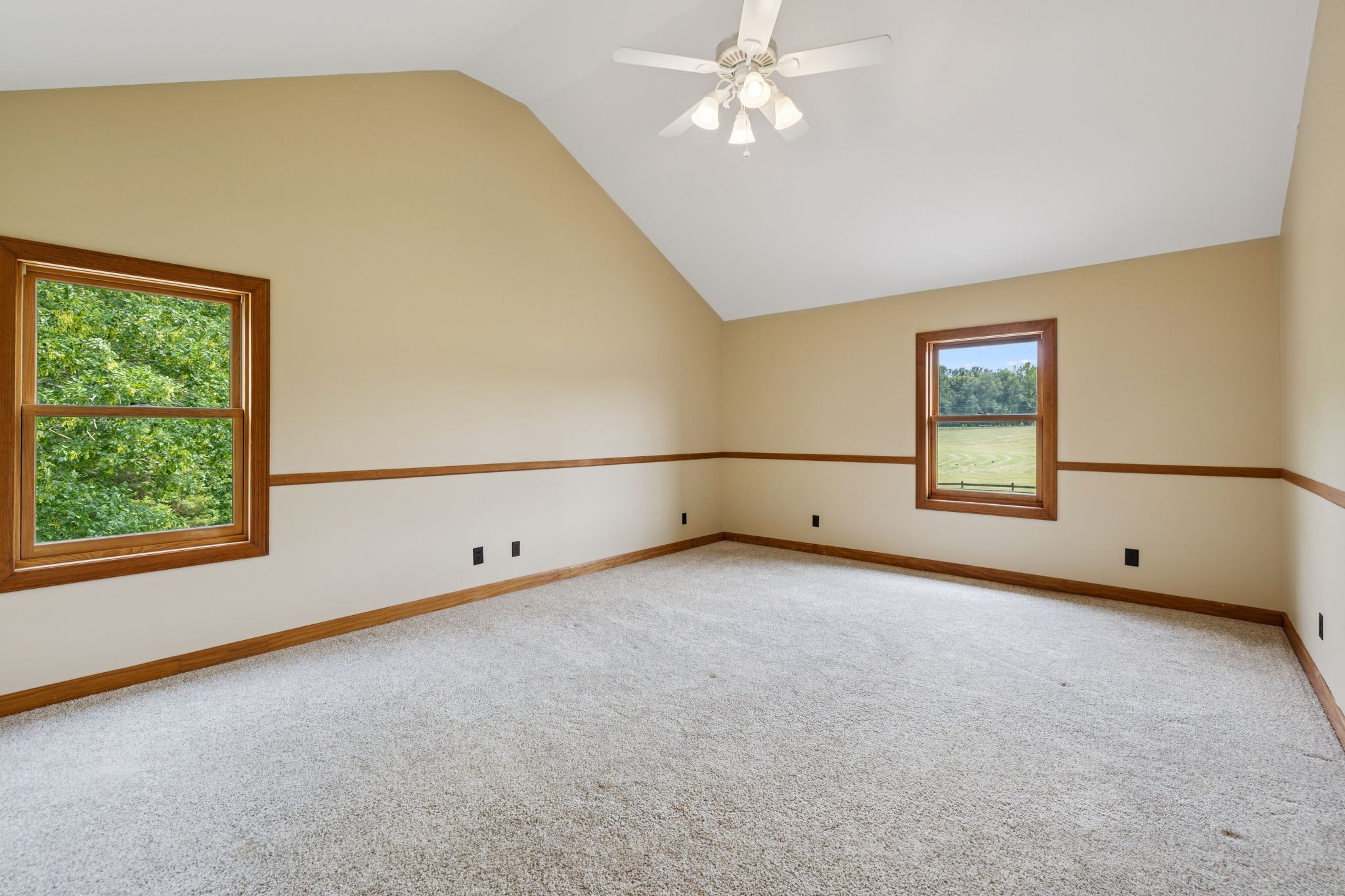 4255 Mcfall Road Cumberland City TN 37050