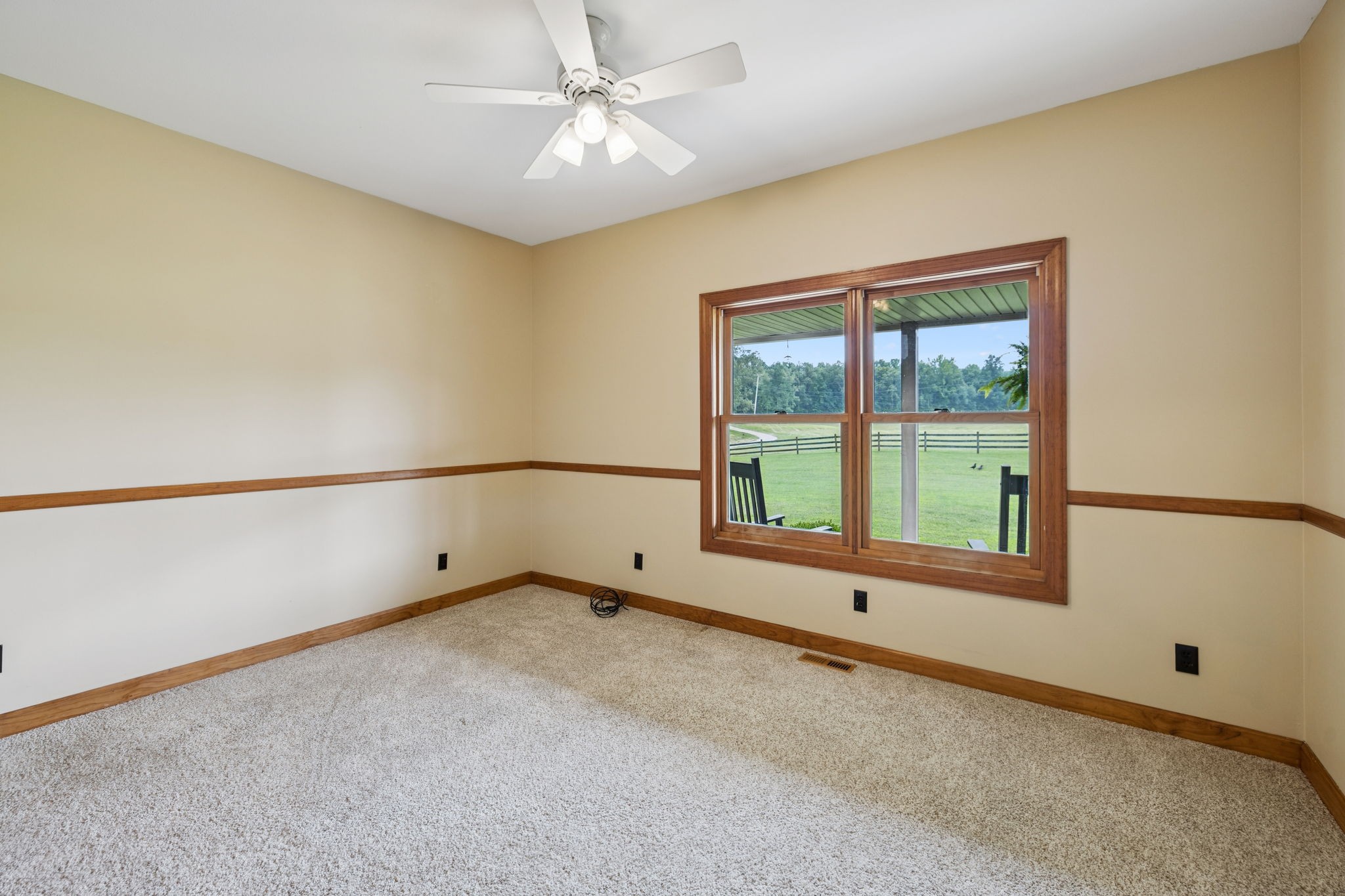 4255 Mcfall Road Cumberland City TN 37050