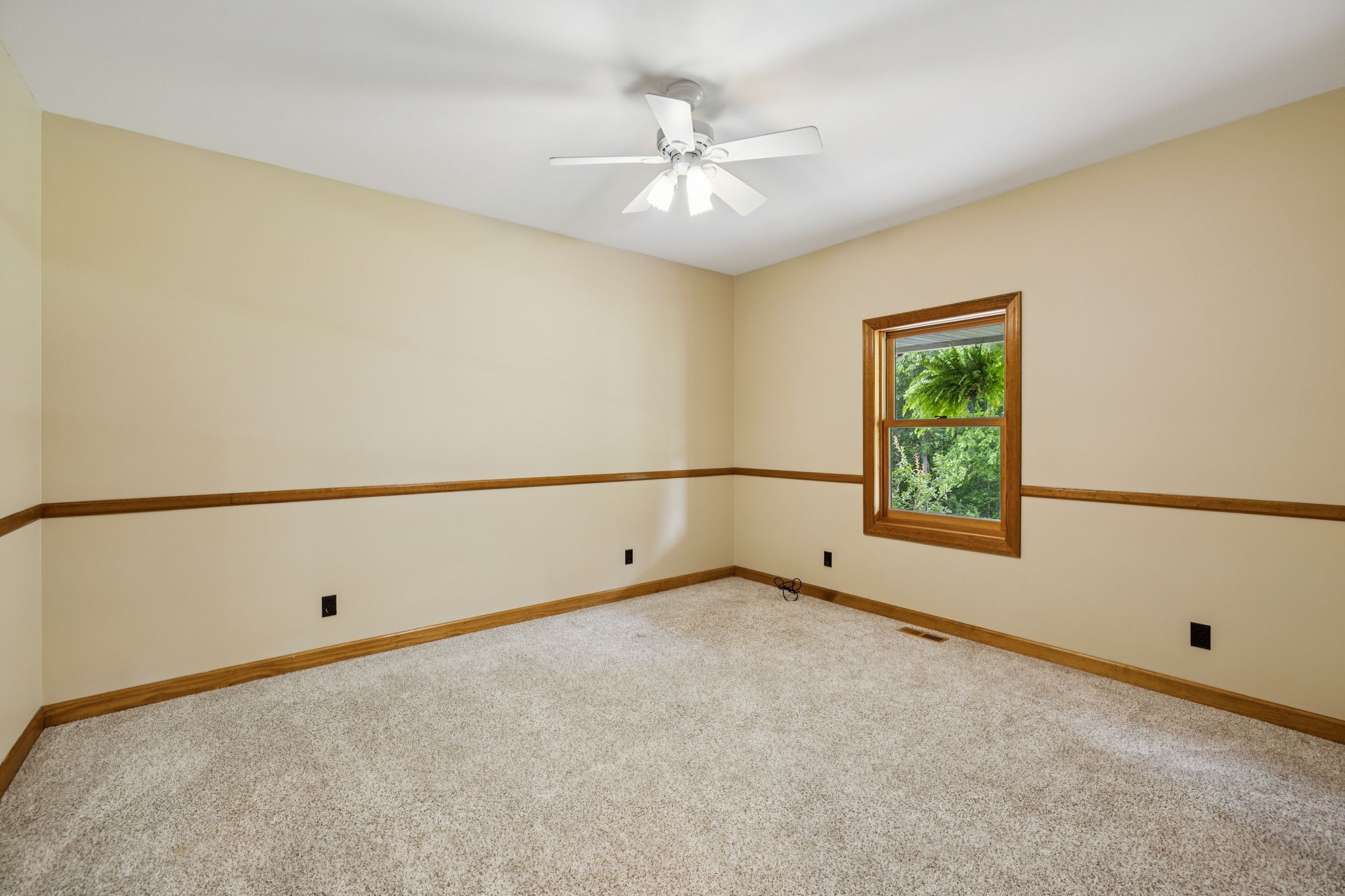 4255 Mcfall Road Cumberland City TN 37050