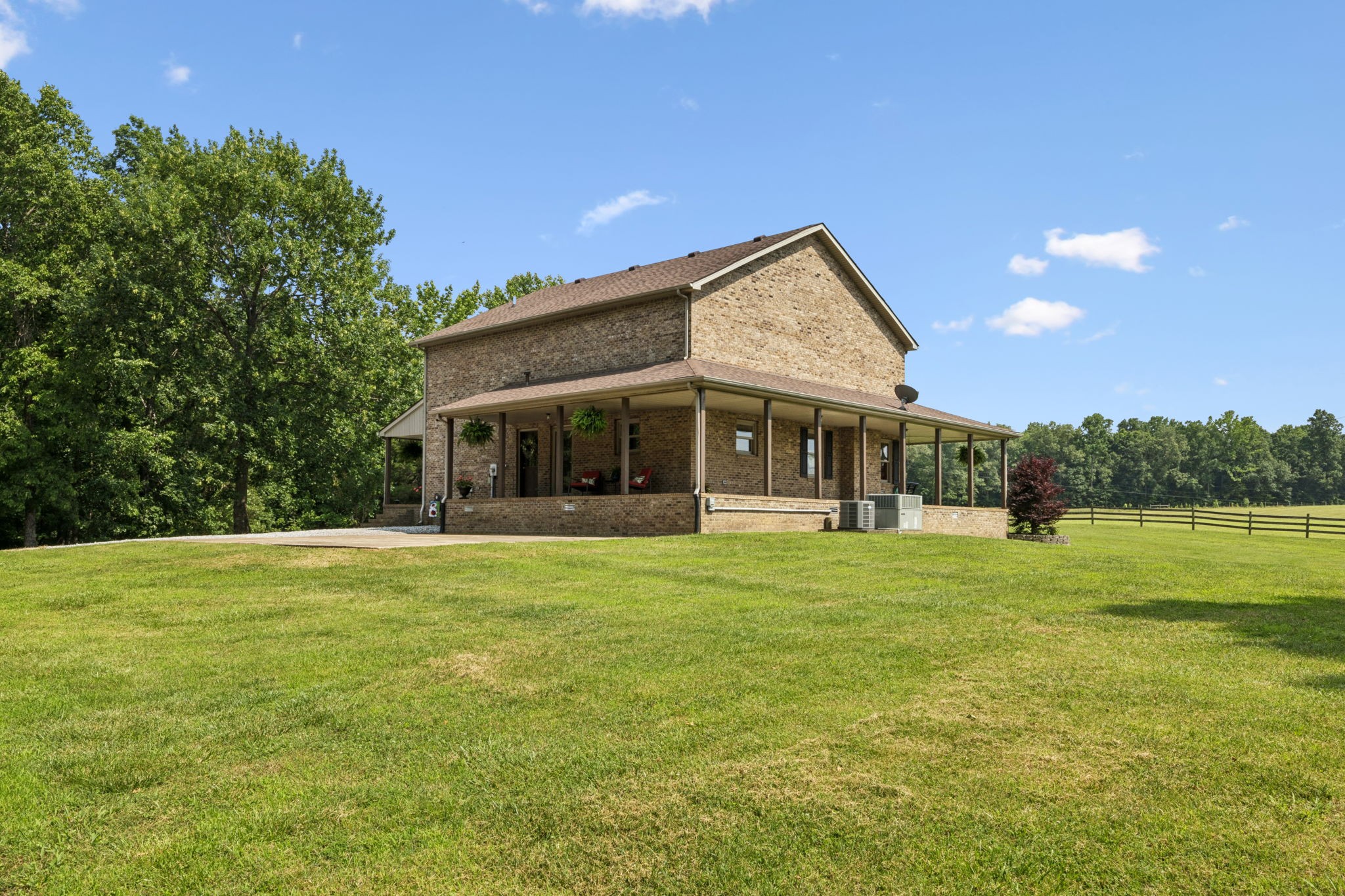 4255 Mcfall Road Cumberland City TN 37050