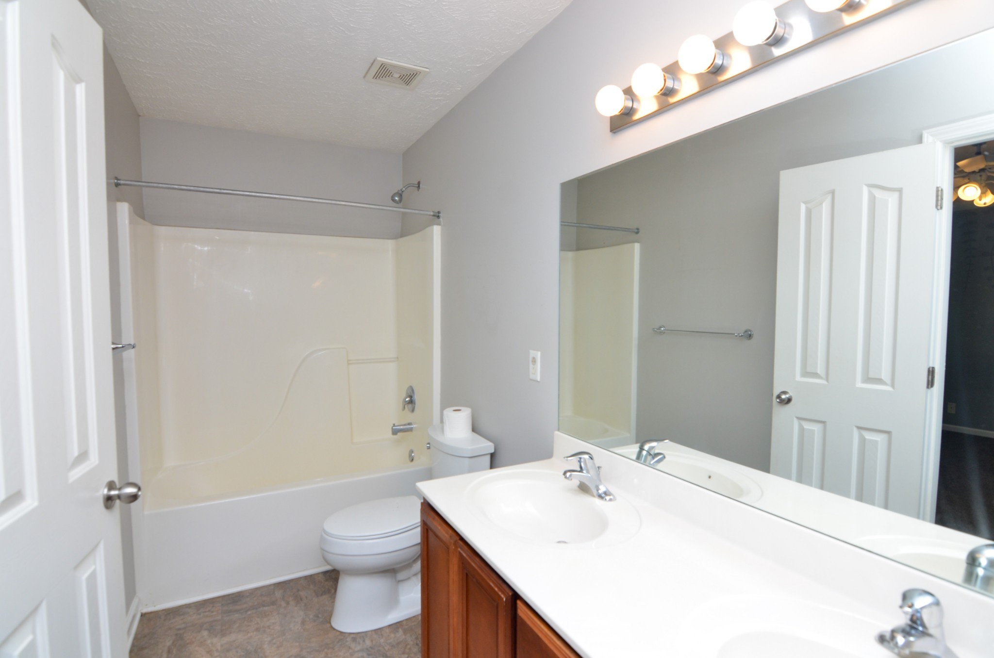 1728 Odessa Avenue Murfreesboro TN 37128