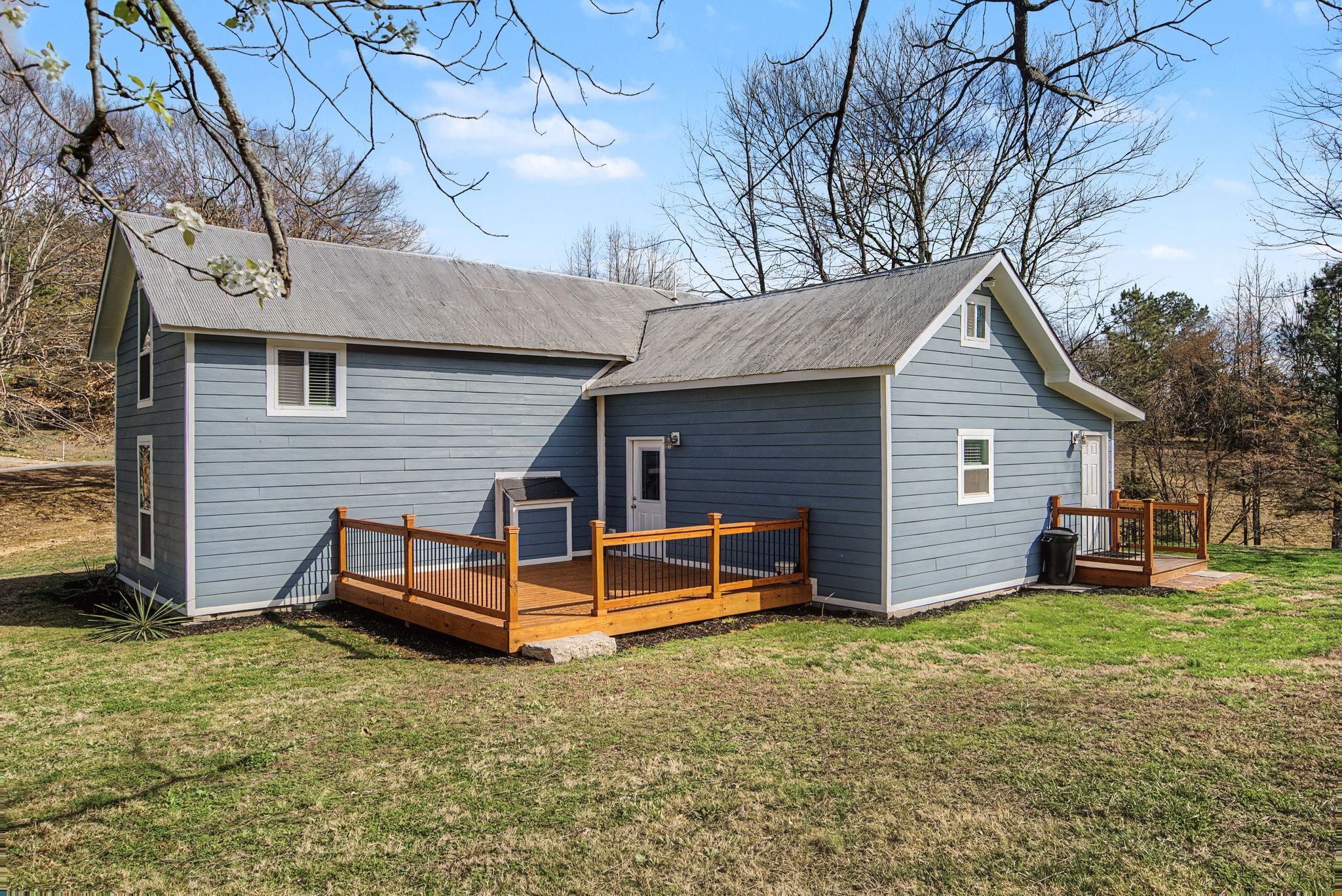 77 Warren Hollow Road Five Points TN 38457