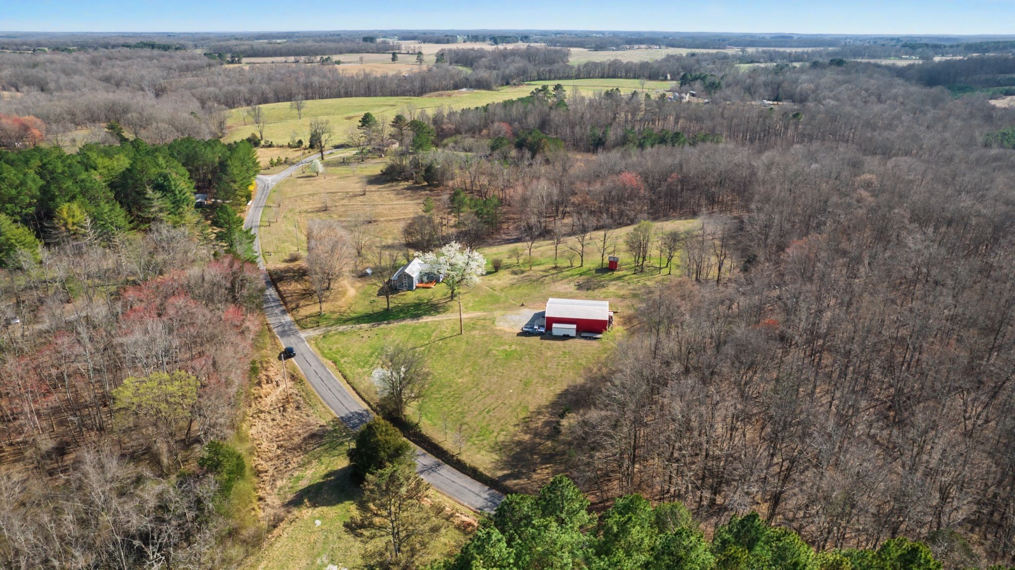 77 Warren Hollow Road Five Points TN 38457