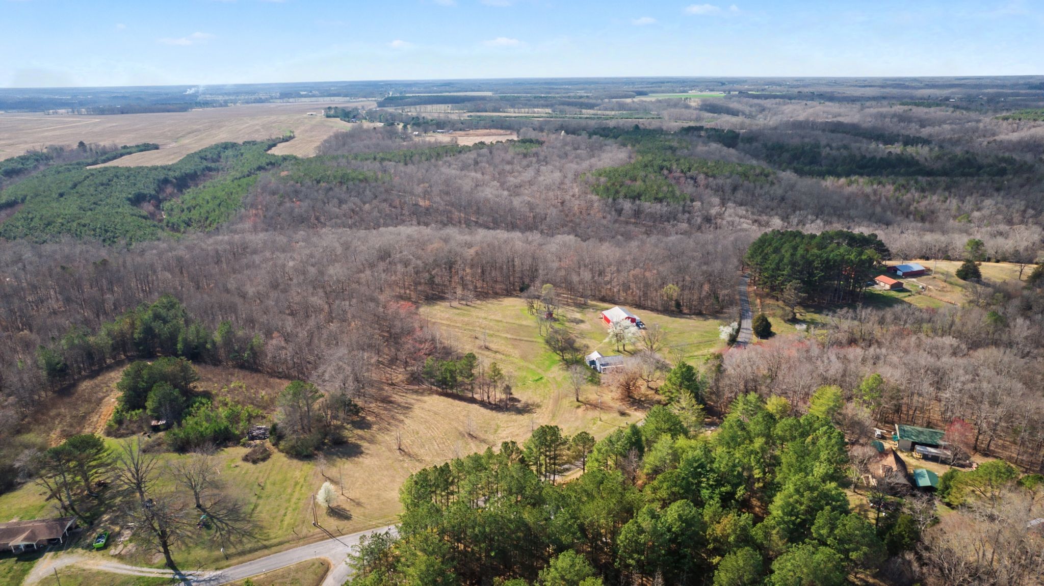 77 Warren Hollow Road Five Points TN 38457