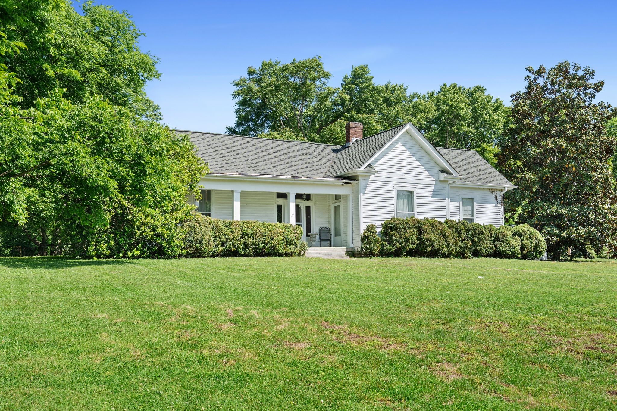 2033 Carters Creek Pike Franklin TN 37064