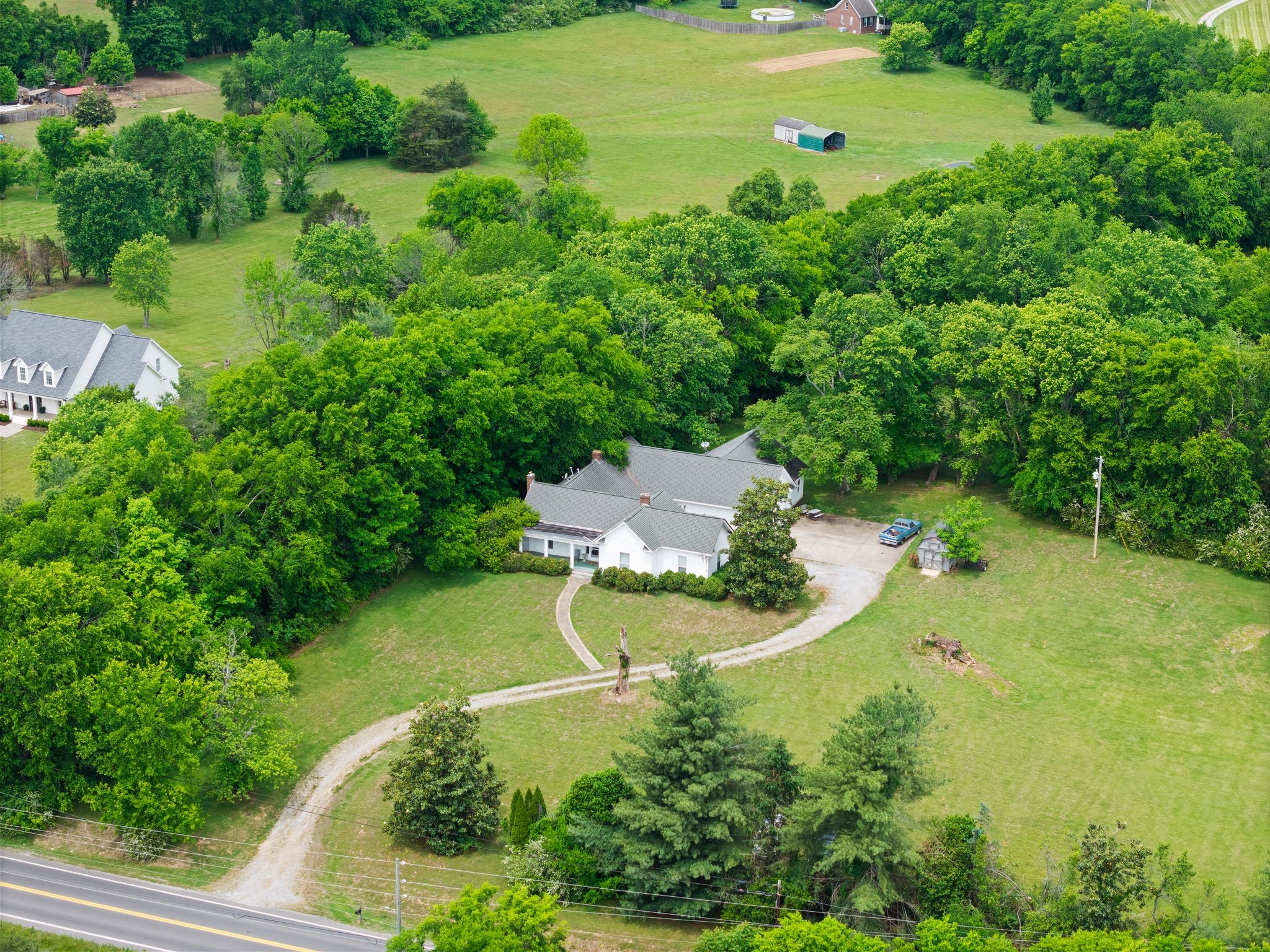 2033 Carters Creek Pike Franklin TN 37064