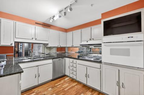 4215 Harding Pike Nashville TN 37205