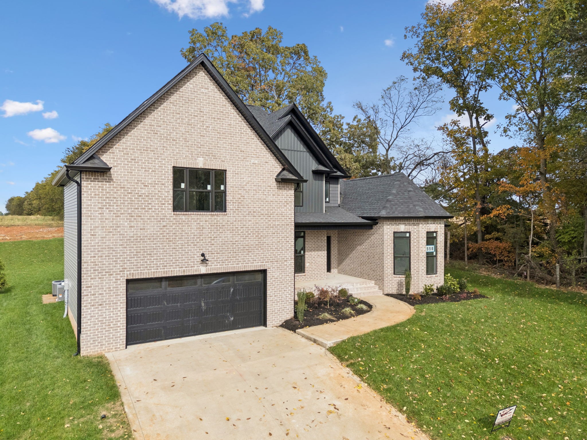1131 Forsythia Drive Clarksville TN 37043