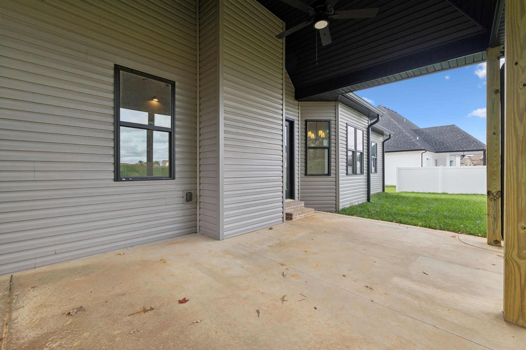 1131 Forsythia Drive Clarksville TN 37043