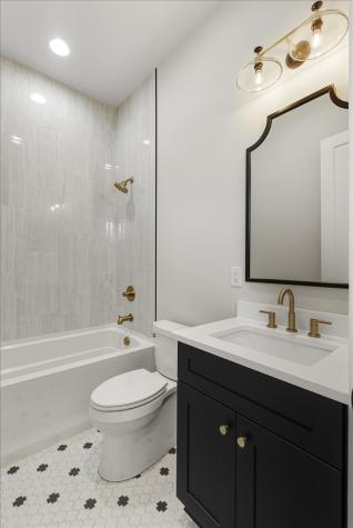 1902 3rd Ave, N Nashville TN 37208