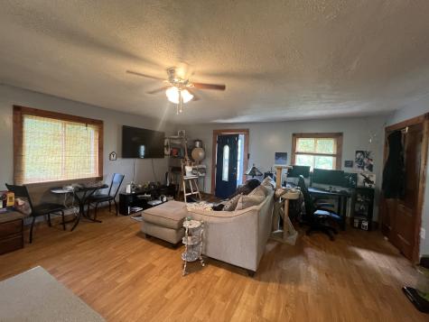 1135 N Sumner Road Bethpage TN 37022