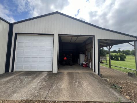 1135 N Sumner Road Bethpage TN 37022