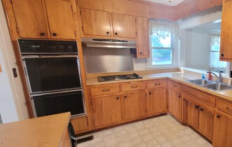 10183 New Hope Road Bon Aqua TN 37025