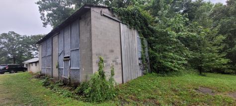 10183 New Hope Road Bon Aqua TN 37025