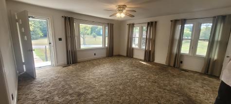 10183 New Hope Road Bon Aqua TN 37025