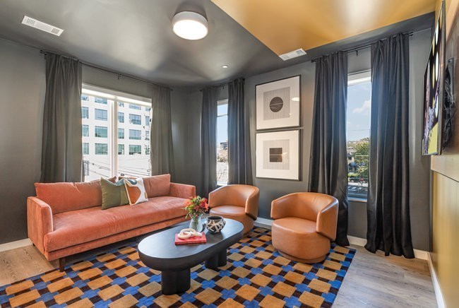 50 Music Sq, W Nashville TN 37203